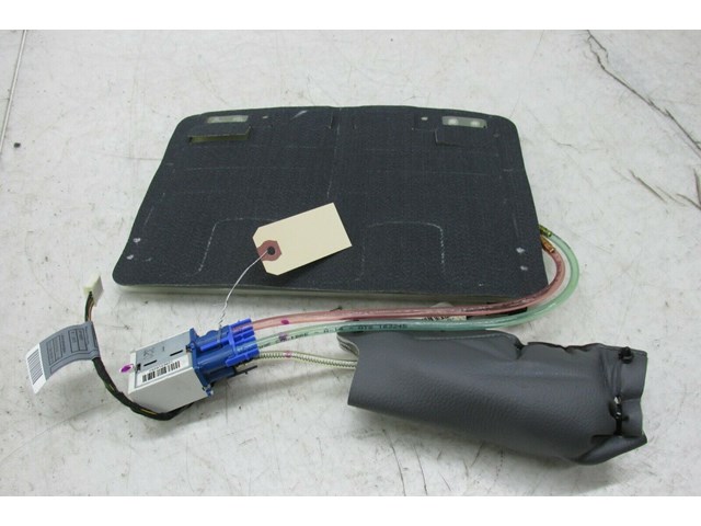 2007-2010 BMW X5 E70 OEM RIGHT FRONT UPPER SEAT AIR BOLSTER PAD 