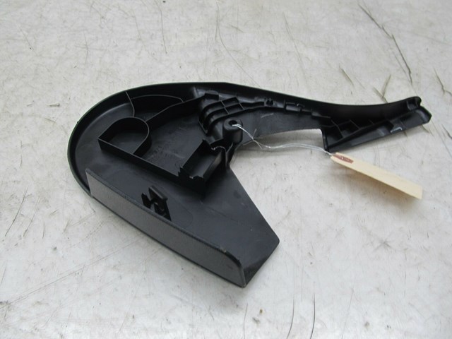 2007-2012 MERCEDES GL450 X164 OEM RIGHT FRONT LOWER SEAT COVER TRIM 