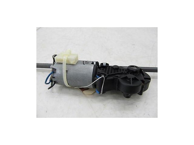 2004-2008 MASERATI QUATTROPORTE M139 OEM RIGHT FRONT SEAT RECLINE MOTOR W/ ROD
