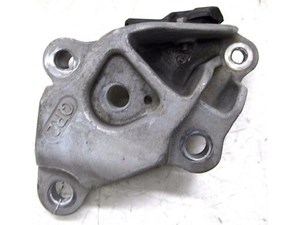 2013-2015 NISSAN ALTIMA OEM RIGHT FRONT ENGINE UPPER MOUNT BRACKET 