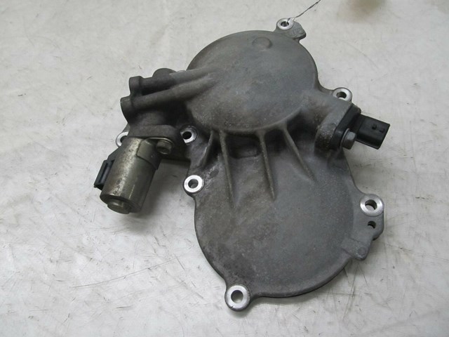 2009-2013 INFINITI G37 CONVERTIBLE OEM LEFT FRONT CAMSHAFT COVER WITH SENSOR 