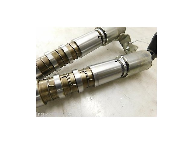 2013-2015 GMC ACADIA OEM FRONT ENGINE VARIABLE CAMSHAFT TIMING SOLENOID PAIR (2)