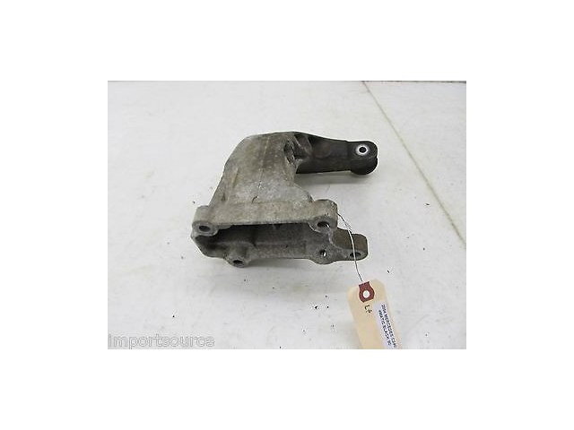 2001-2005 MERCEDES C240 W203 4MATIC OEM LEFT FRONT ENGINE SUPPORT MOUNT