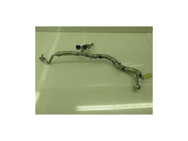 2004-2005 BMW 525i 530i E60 OEM HEATER CORE TO CONDENSER HOSE / LINE