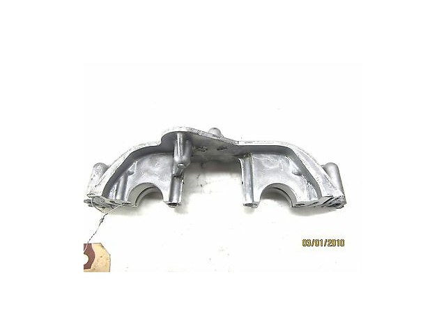 2006-2008 NISSAN 350Z COUPE OEM RIGHT SIDE ENGINE CAMSHAFT MOUNT BRACKET