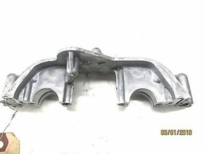 2006-2008 NISSAN 350Z COUPE OEM RIGHT SIDE ENGINE CAMSHAFT MOUNT BRACKET