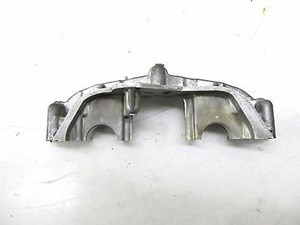 2006-2008 NISSAN 350Z COUPE OEM LEFT SIDE CAMSHAFT WALL BRACKET MOUNT
