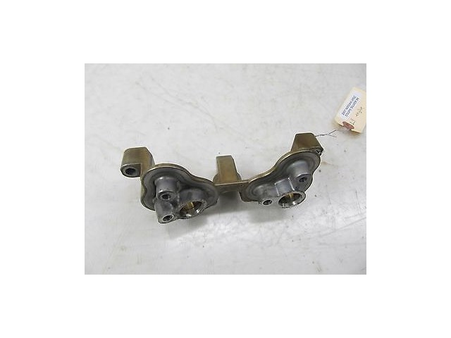 2006-2008 NISSAN 350Z COUPE OEM RIGHT SIDE ENGINE CAMSHAFT BRACKET MOUNT