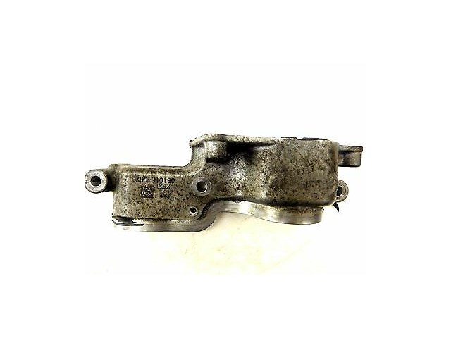 2009-2012 NISSAN 370Z OEM RIGHT FRONT CAMSHAFT COVER BRACKET
