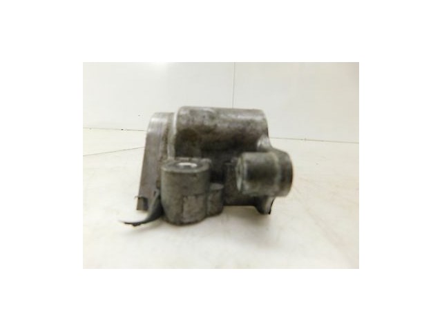 2009-2012 NISSAN 370Z OEM RIGHT FRONT CAMSHAFT COVER BRACKET