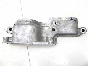 2009-2015 NISSAN 370Z COUPE OEM RIGHT FRONT CAMSHAFT COVER BRACKET