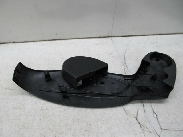 2009-2012 INFINITI FX35 OEM RIGHT FRONT SEAT LOWER TRIM COVER PANEL 