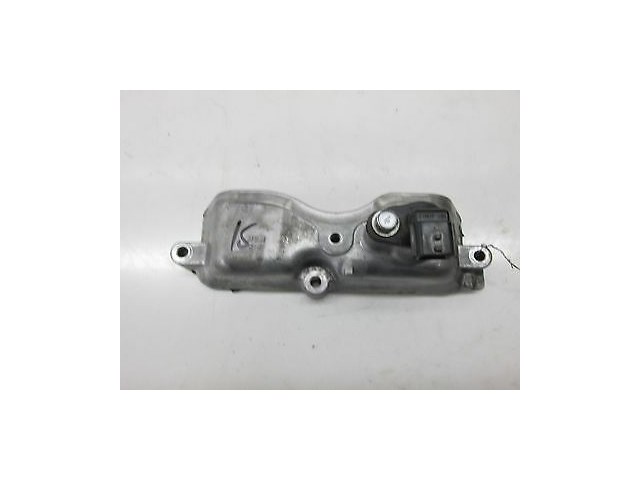 2007-2012 NISSAN ALTIMA SEDAN L32A OEM LEFT FRONT UPPER CAMSHAFT COVER BRACKET