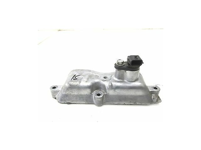 2007-2012 NISSAN ALTIMA SEDAN L32A OEM LEFT FRONT UPPER CAMSHAFT COVER BRACKET