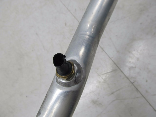 2013-2015 PORSCHE BOXSTER 981 OEM LEFT SIDE RADIATOR COOLANT HOSE 98110605201