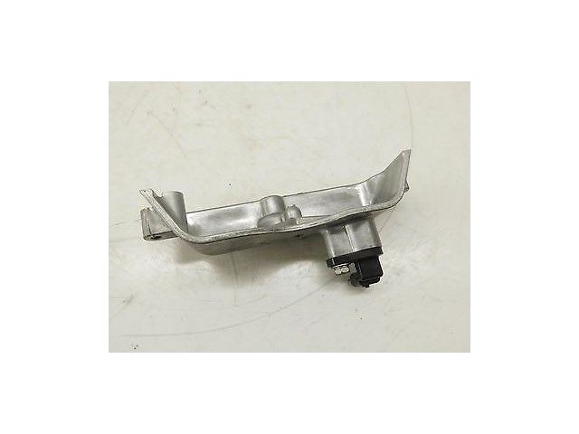 2007-2012 NISSAN ALTIMA SEDAN L32A OEM RIGHT SIDE CAMSHAFT BRACKET W/ SENSOR