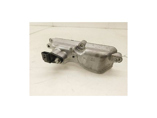 2007-2012 NISSAN ALTIMA SEDAN L32A OEM RIGHT SIDE CAMSHAFT BRACKET W/ SENSOR