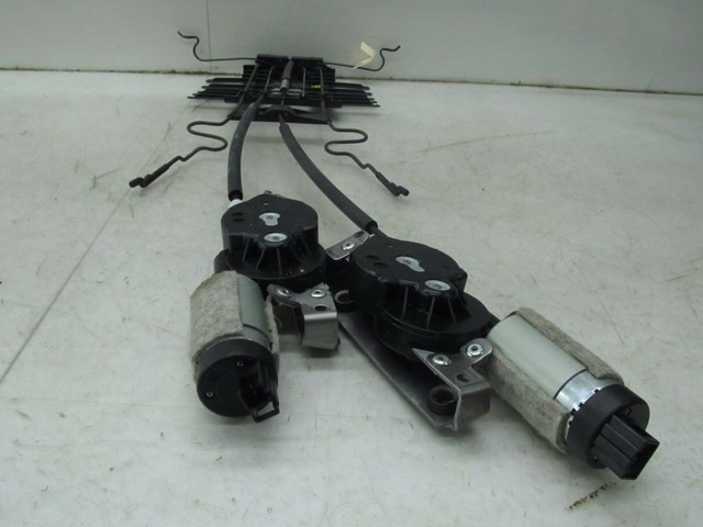 2004-2007 VOLKSWAGEN TOUAREG OEM LEFT FRONT UPPER SEAT LUMBAR MOTOR ASSY 