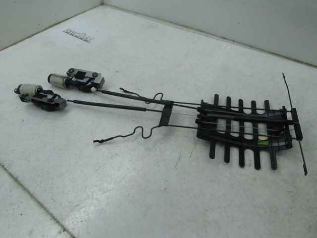 2004-2007 VOLKSWAGEN TOUAREG OEM RIGHT FRONT UPPER SEAT LUMBAR MOTOR ASSY 