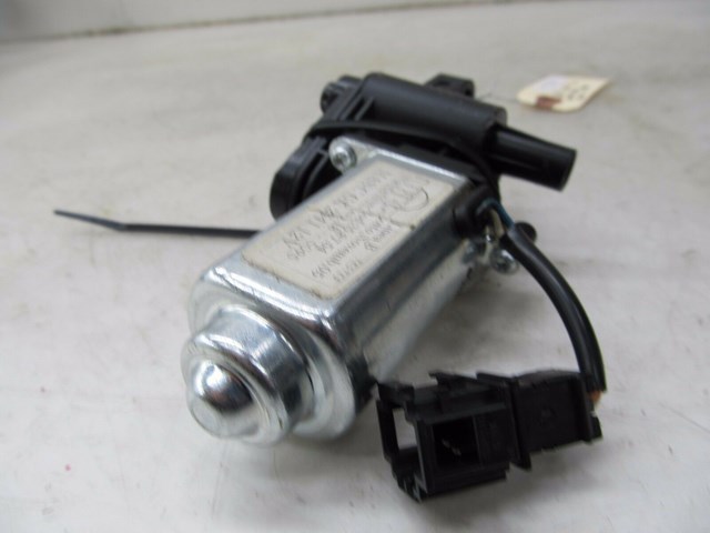2004-2008 AUDI A8L W12 OEM RIGHT FRONT PASS. SEAT UPPER BACKREST ADJUST MOTOR