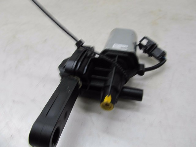 2004-2008 AUDI A8L W12 OEM RIGHT FRONT PASS. SEAT UPPER BACKREST ADJUST MOTOR