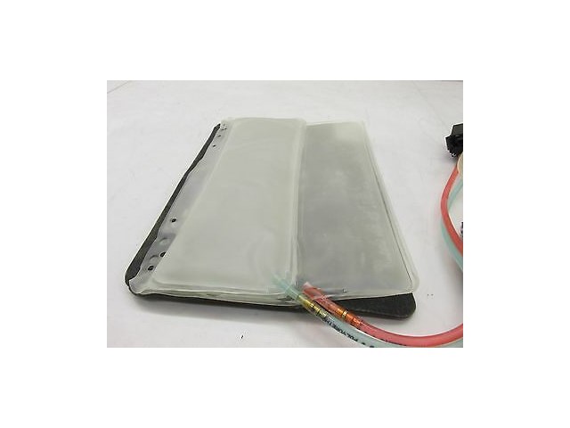 2006-2007 BMW 530XI WAGON E61 OEM RIGHT FRONT SEAT LUMBAR SUPPORT PAD W/ PUMP