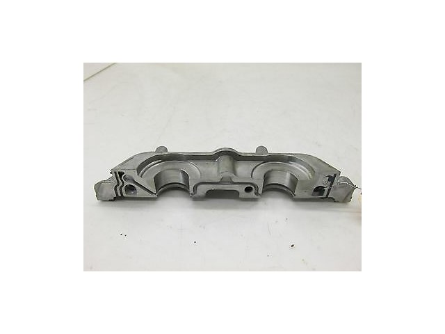 2007-2012 NISSAN ALTIMA SEDAN L32A OEM RIGHT FRONT UPPER CAMSHAFT COVER BRACKET