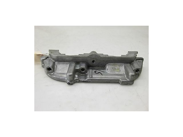 2007-2012 NISSAN ALTIMA SEDAN L32A OEM RIGHT FRONT UPPER CAMSHAFT COVER BRACKET