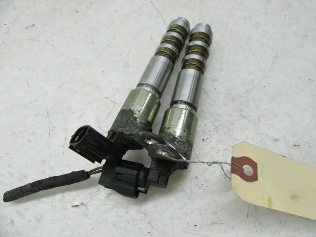 2013-2017 CADILLAC XTS OEM LEFT CAMSHAFT SOLENOID SET OF 2 