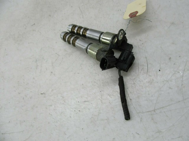 2013-2017 CADILLAC XTS OEM LEFT CAMSHAFT SOLENOID SET OF 2 