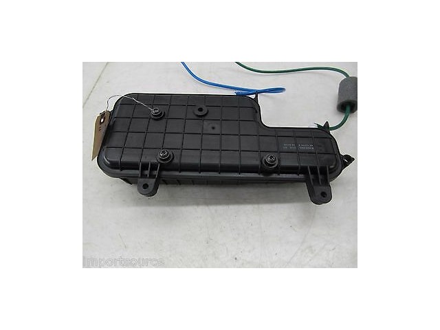 2010-2013 MERCEDES E350 W212 OEM LEFT REAR TRUNK AIR EXPANSION TANK A0008002713