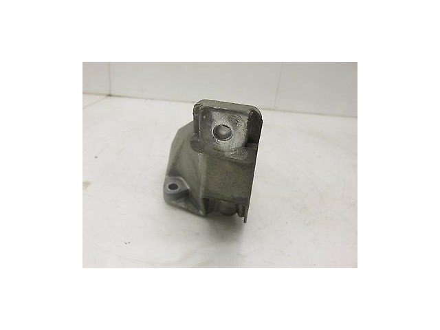 2009 AUDI A4 CABRIOLET 2.0T OEM LEFT OF ENGINE MOTOR BRACKET 8E0 199 307 A