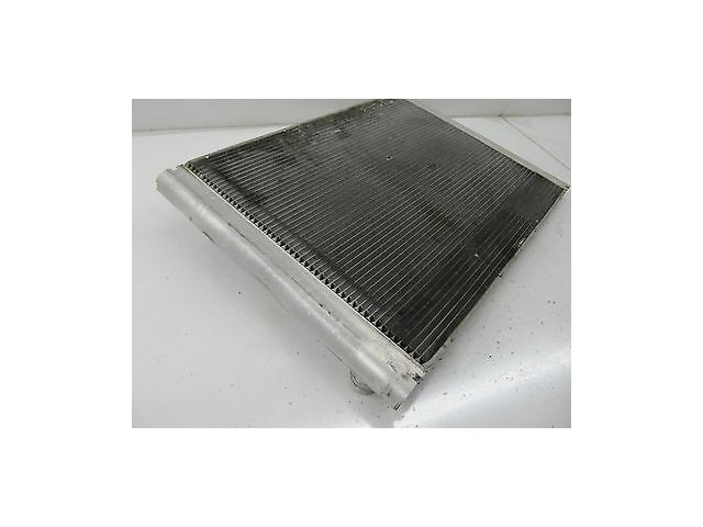 2004-2005 BMW 645CI E63 OEM BEHR ENGINE COOLING FRONT RADIATOR ASSEMBLY AUTOMATI