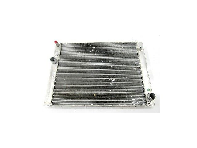 2004-2005 BMW 645CI E63 OEM BEHR ENGINE COOLING FRONT RADIATOR ASSEMBLY AUTOMATI