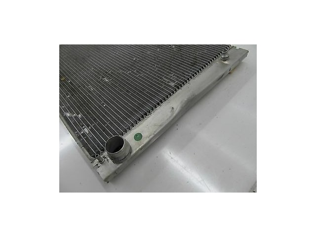 2004-2005 BMW 645CI E63 OEM BEHR ENGINE COOLING FRONT RADIATOR ASSEMBLY AUTOMATI