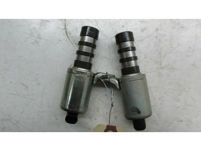 2013-2018 FORD FOCUS ST OEM 2.0L TURBO ENGINE CAMSHAFT TIMING SOLENOID SET OF 2 