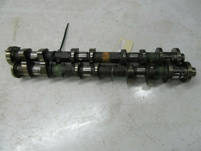 2013-2018 INFINITI QX60 JX35 OEM RIGHT SIDE ENGINE CYLINDER HEAD CAMSHAFT