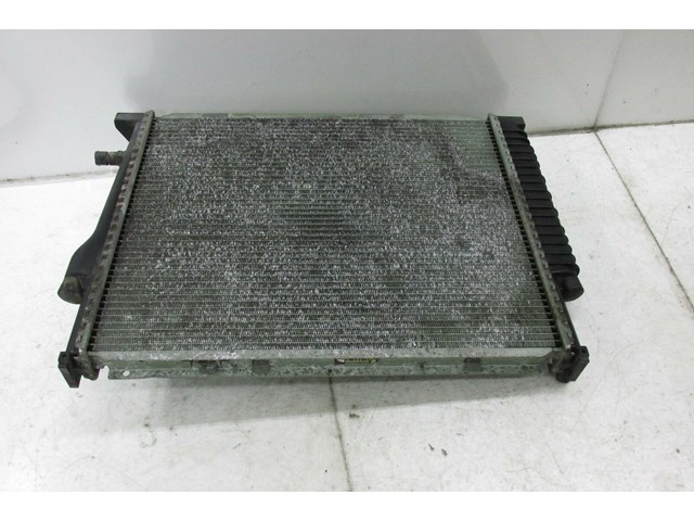 1987-1991 BMW 325is COUPE E30 OEM FRONT ENGINE COOL RADIATOR  