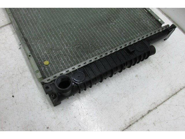 1987-1991 BMW 325is COUPE E30 OEM FRONT ENGINE COOL RADIATOR  