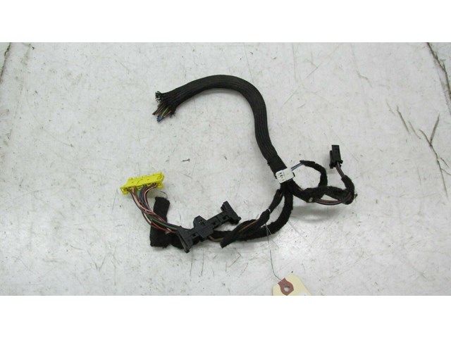 2012-2015 MERCEDES C250 COUPE W204 OEM RIGHT FRONT SEAT CHASSIS WIRE PIGTAIL