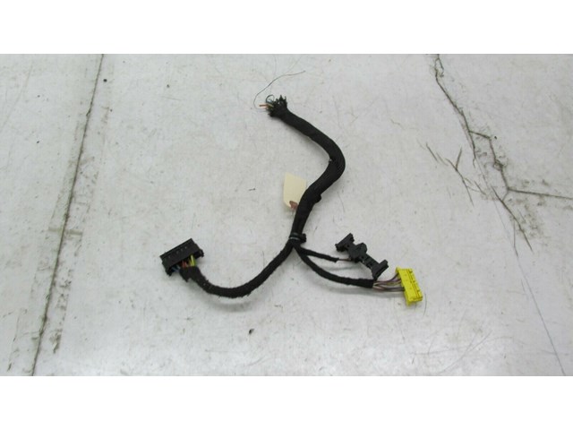 2012-2015 MERCEDES C250 COUPE W204 OEM LEFT FRONT SEAT CHASSIS WIRE PIGTAIL