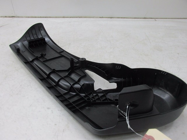 2010-2014 SUBARU IMPREZA OEM RIGHT FRONT PASSENGERS SIDE SEAT TRIM AB811230