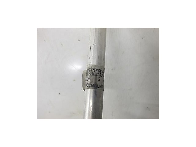 2005-2007 FORD F250 F350 SUPER DUTY OEM A/C HOSE PIPE LINE GOES TO HEATER BOX