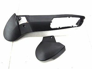 2004-2008 MASERATI QUATTROPORTE M139 OEM LEFT FRONT LOWER SEAT TRIM COVER 