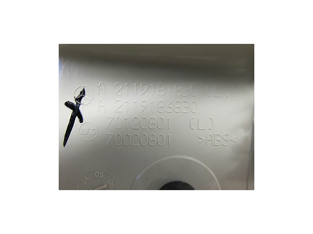 2003-2006 MERCEDES BENZ E500 W211 OEM RIGHT FRONT SEAT LOWER SIDE TRIM MOULDING