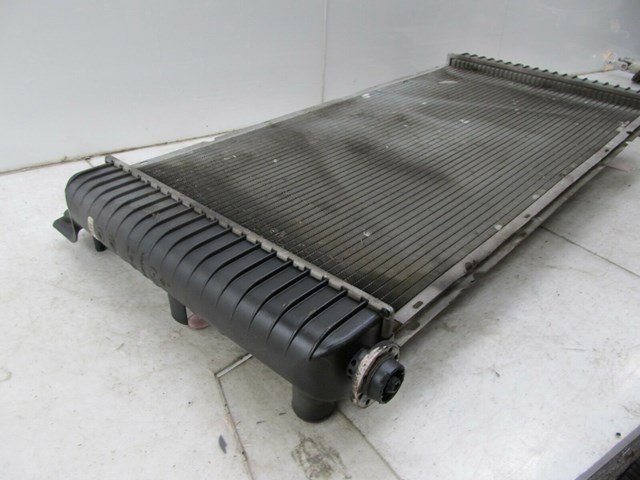 2003-2007 CHEVY SILVERADO OEM FRONT ENGINE RADIATOR 