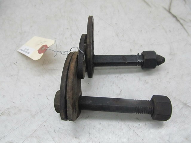 2003-2007 CHEVY SILVERADO OEM LEFT FRONT CAMBER BOLTS 