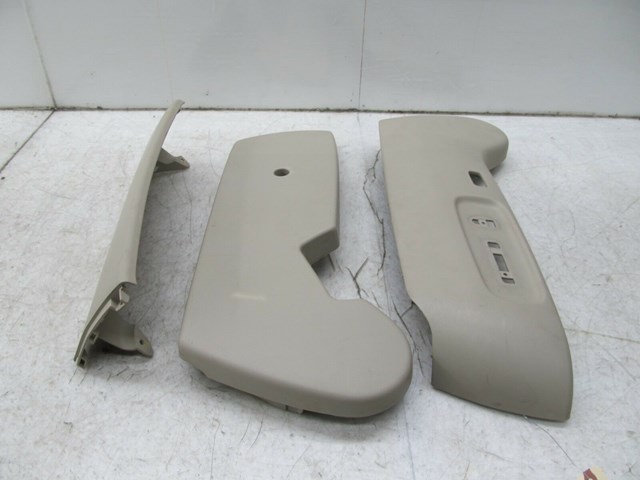 2004-2009 LEXUS RX350 RX330 OEM RIGHT FRONT SEAT LOWER TRIM COVER PANEL SET