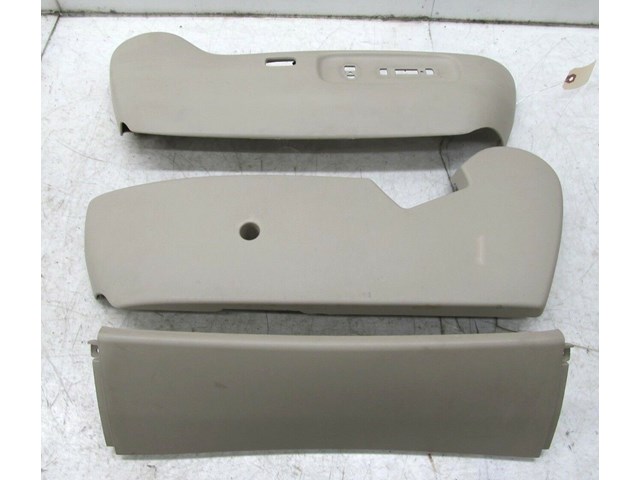 2004-2009 LEXUS RX350 RX330 OEM RIGHT FRONT SEAT LOWER TRIM COVER PANEL SET