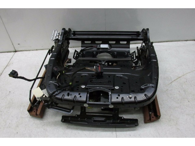 2004-2007 VOLKSWAGEN TOUAREG OEM FRONT RIGHT SEAT RAIL TRACK FRAME